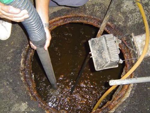 德钦隔油池清理